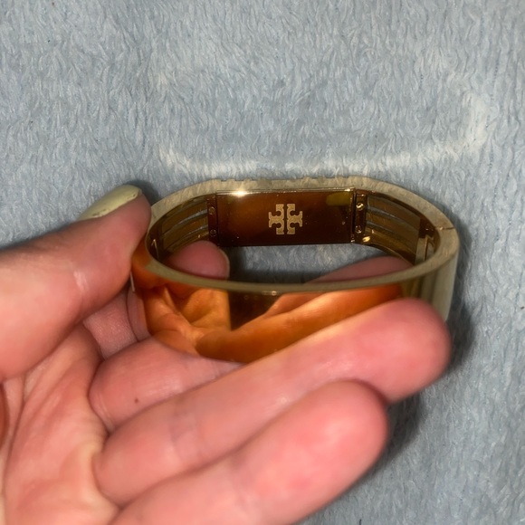 Gold Tory Burch x Fitbit flex hinged statement cuff bracelet - Picture 3 of 6